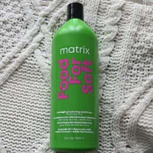 Matix Food For Soft Conditioner Green with Pink Text